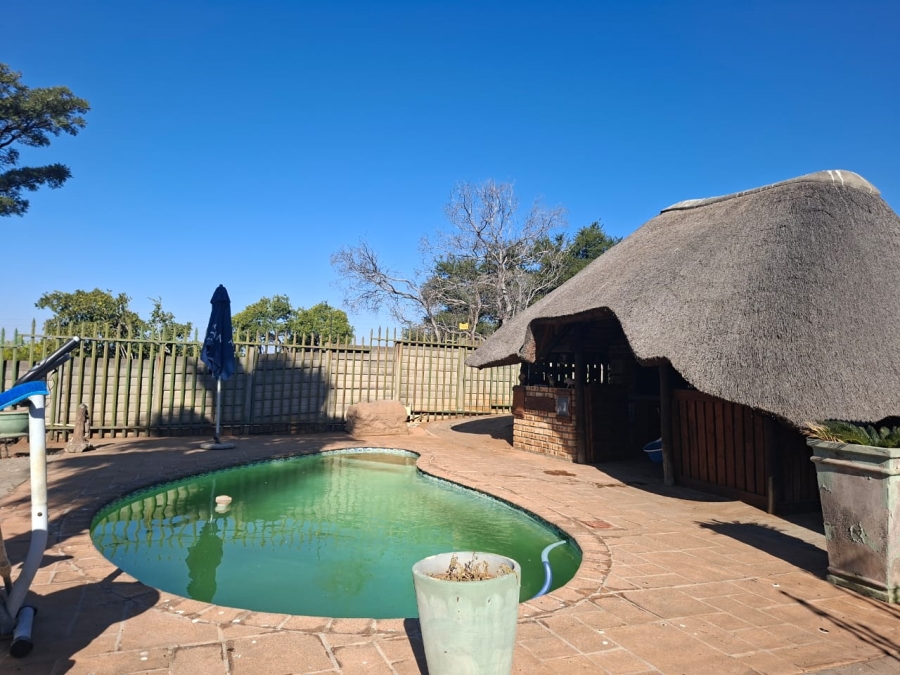 3 Bedroom Property for Sale in Azalea Park North West